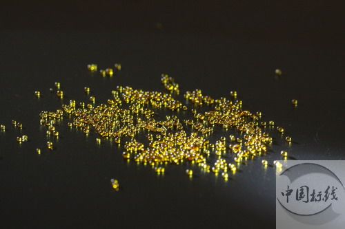 固阳汽车零部件车间喷砂处理